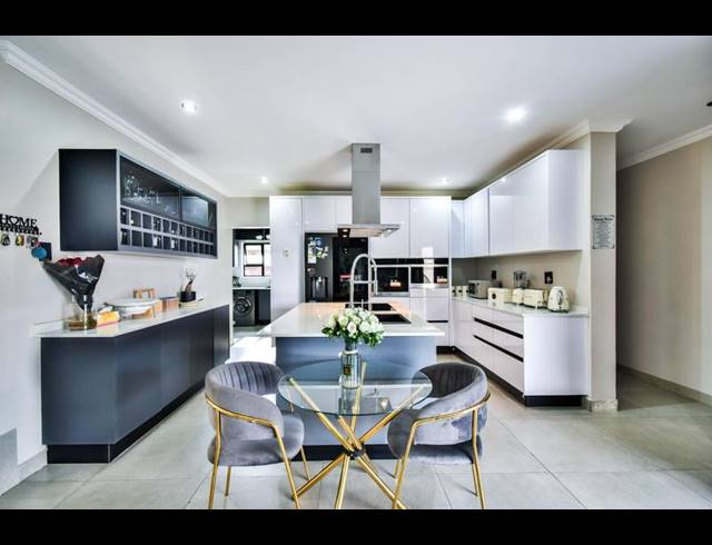 6 BEDROOM PROPERTY TO RENT IN SAVANNAH COUNTRY ESTATE